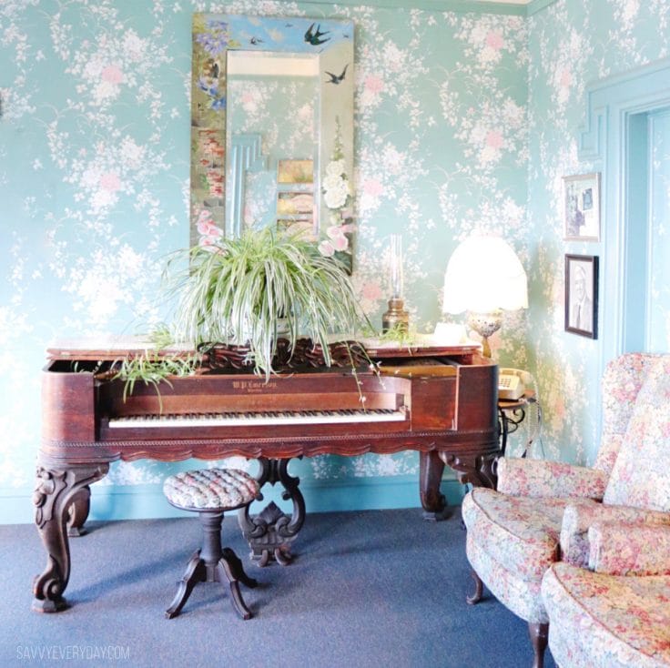 little river inn piano room