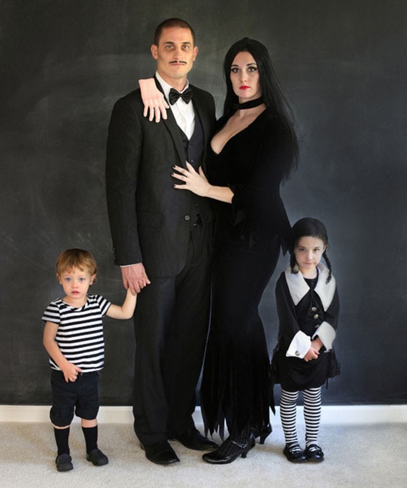 The Addams Family costumes - clever pregnancy costume ideas