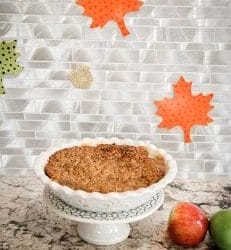 Easy Thanksgiving Apple Crumble