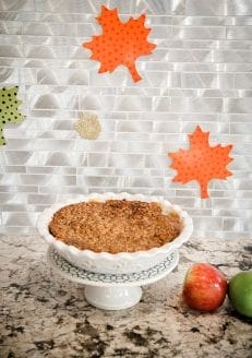 Easy Thanksgiving Apple Crumble