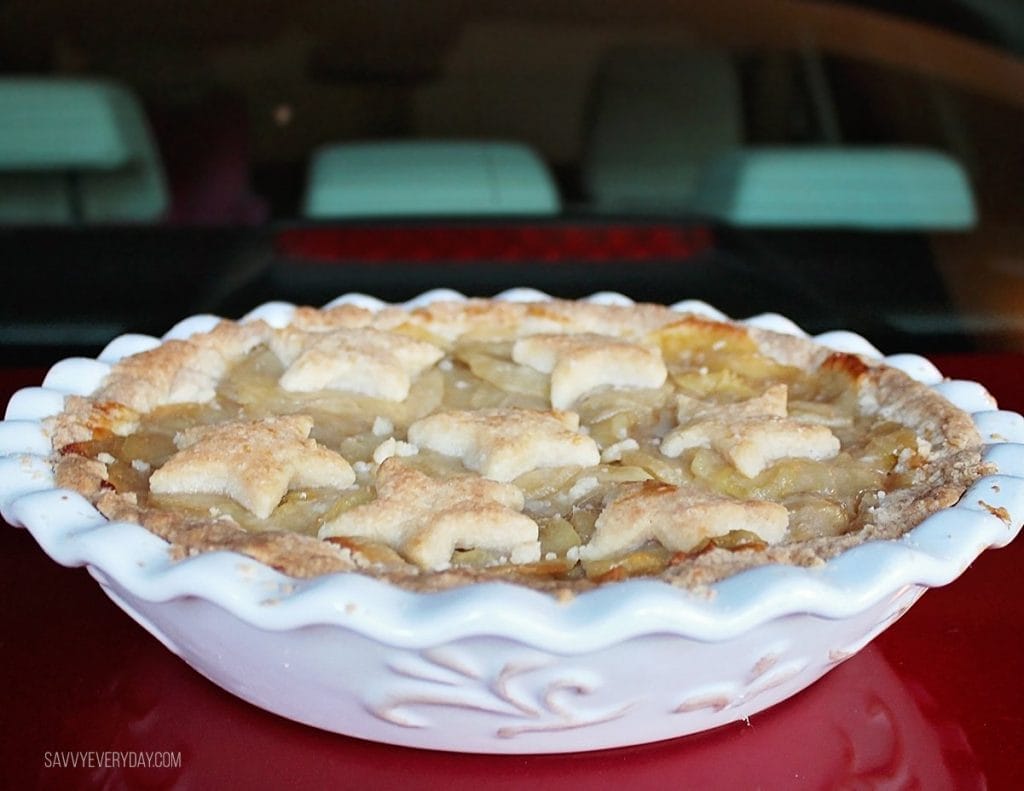 apple pie on car