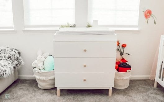 changing table between shared spaces