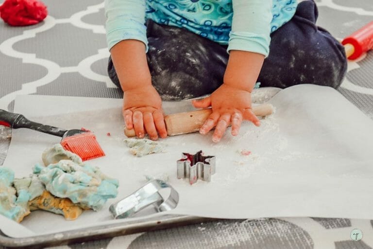 How to Host a Stress-Free Messy Playdate