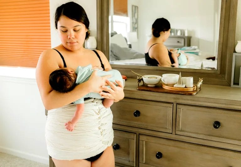 5 Basic Breastfeeding Products All New Moms Need